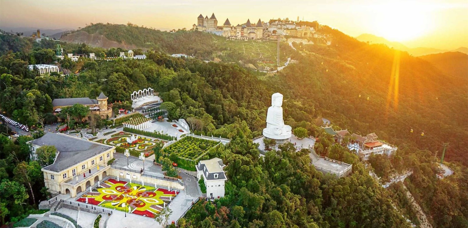 Bà Nà Hills, Phong Nha Tourism